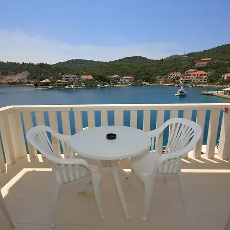 And By The Sea Zaglav, Dugi Otok - 8144 Pensión 3*
