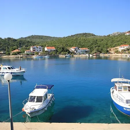 And By The Sea Zaglav, Dugi Otok - 8144 Pensión 3*