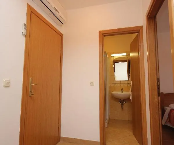 And By The Sea Zaglav, Dugi Otok - 8144 Гостевой дом Сали